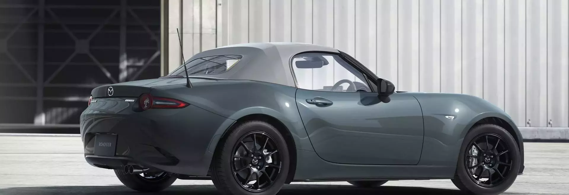 2027 Mazda MX-5 Miata: A Classic Roadster Embraces a New Green Hue