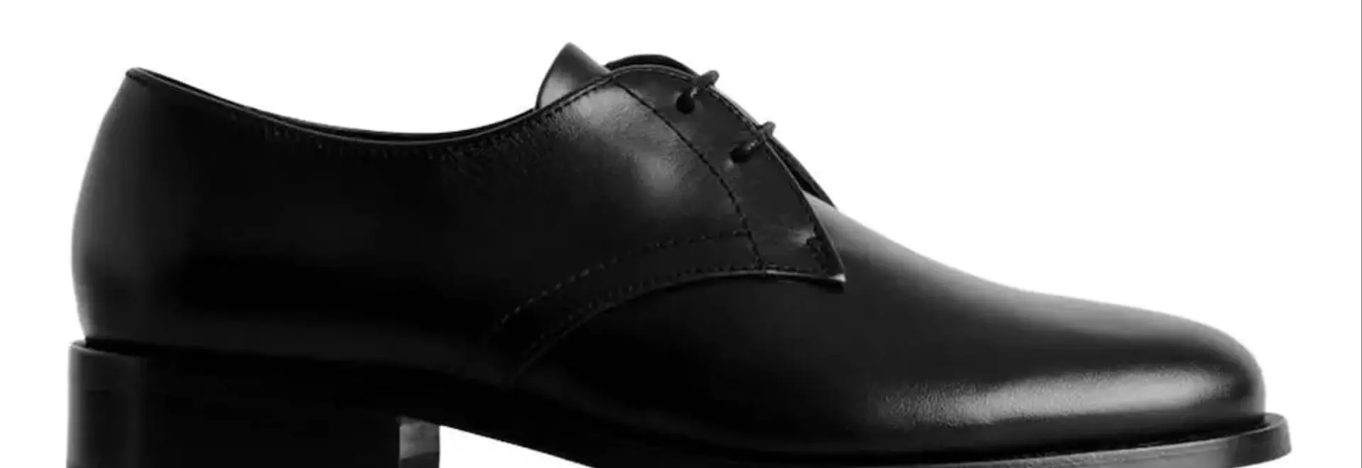 The Enduring Appeal of Oxford Shoes: A Style Renaissance