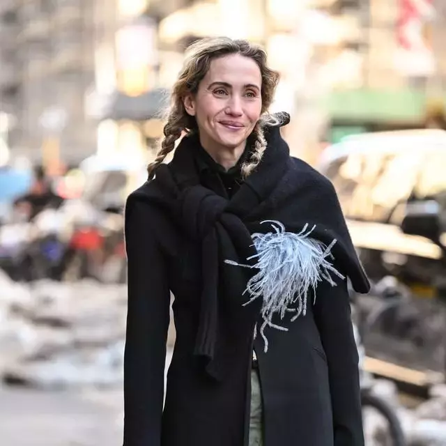 Embracing Authenticity: The Rise of Offline Style in a Digital Age