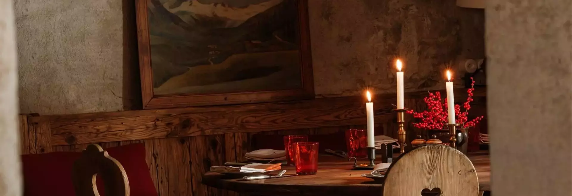 Alpine Aesthetic: Crafting Enduring Interiors Inspired by Mountainous Landscapes