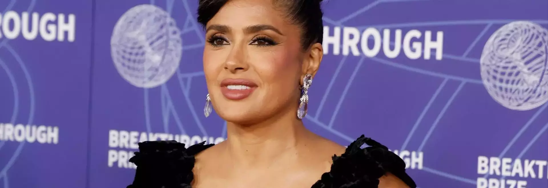 Celebrities Embrace Silver Hair: A Red Carpet Trend