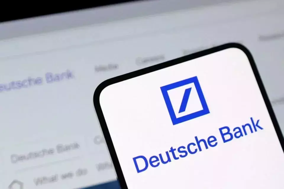Artificial Intelligence Transforms Deutsche Bank's Tech Projects, Accelerating Timelines and Enhancing Efficiency