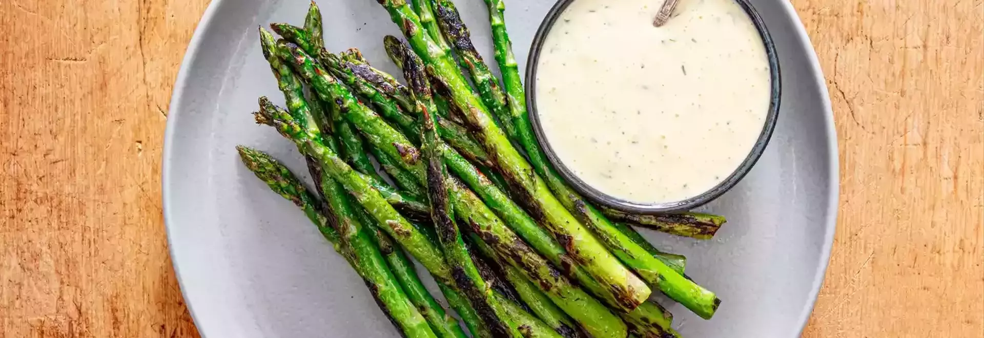 Mastering Asparagus: A Comprehensive Guide to Buying, Preparing, and Cooking