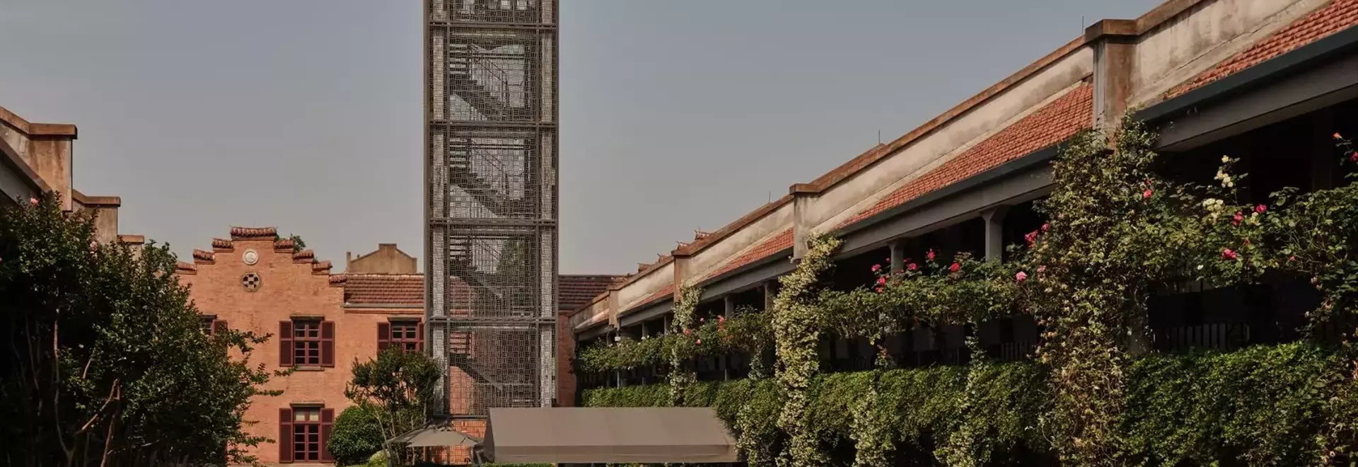 Discover Shanghai's Finest Hotels: A Blend of Tradition and Modernity