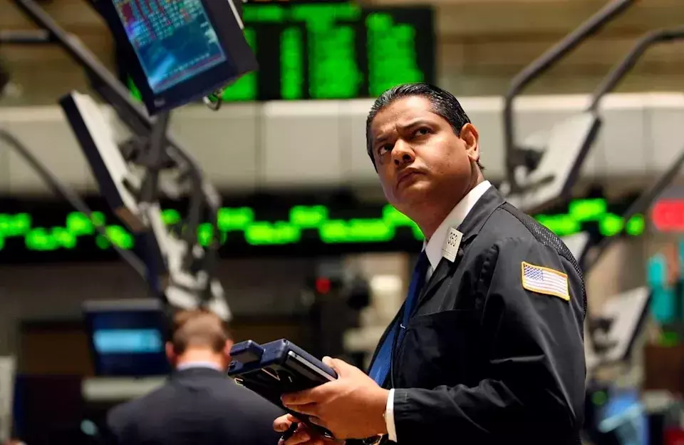 S&P 500's CAPE Ratio Signals Potential Market Downturn