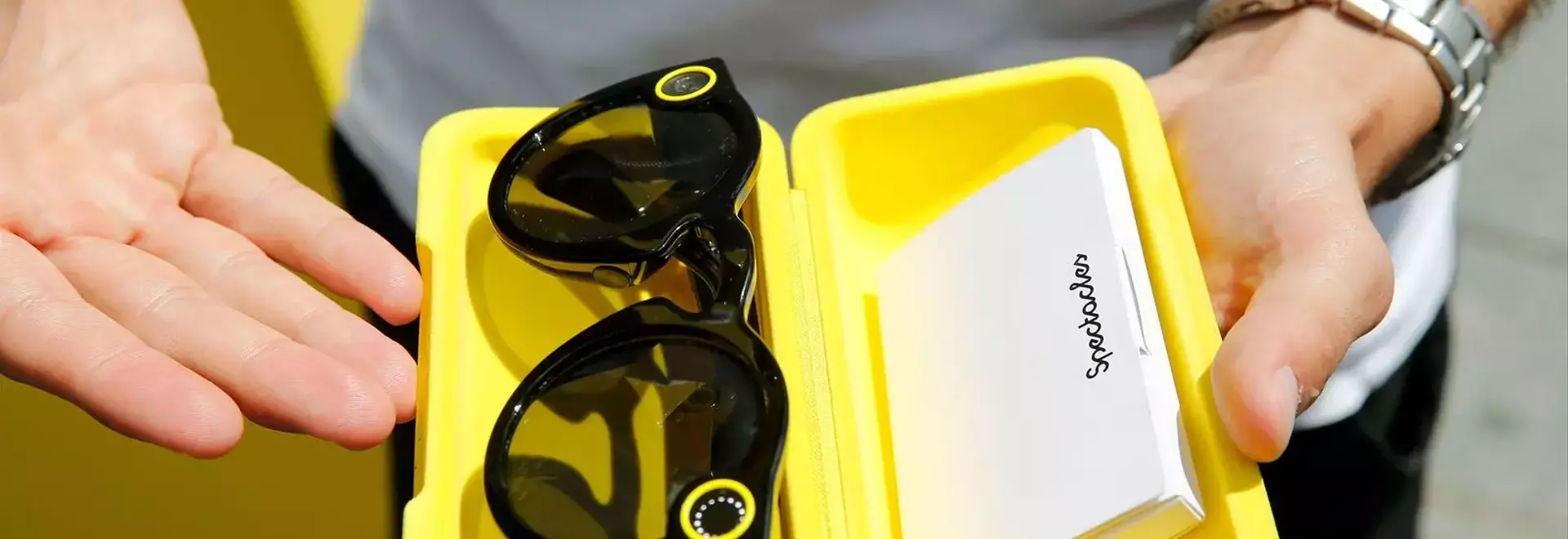 Snap's New Specs: A Deep Dive into the Future of Wearable AI and AR