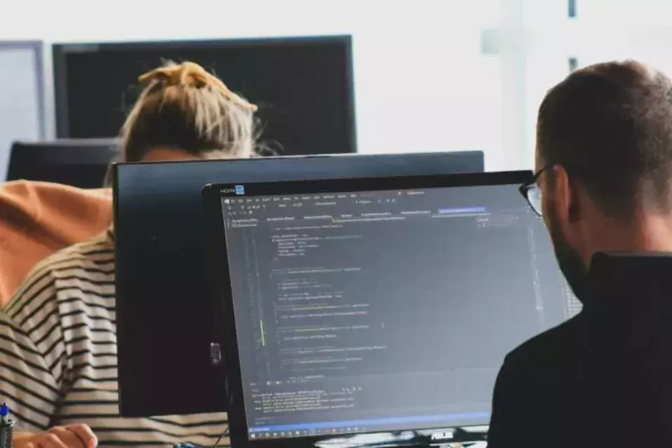 Cisco's Strategic Shift: Integrating AI Infrastructure with Hybrid Data Center Security