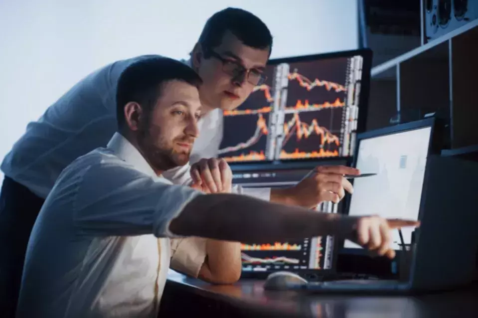 JPMorgan Removes Arista Networks from Equity Focus List Amidst Analyst Optimism