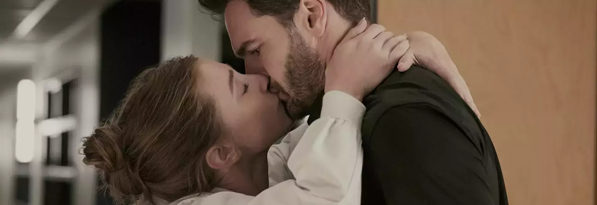 Prime Video Unveils Teaser for 'The Love Hypothesis' Movie, Featuring Lili Reinhart and Tom Bateman