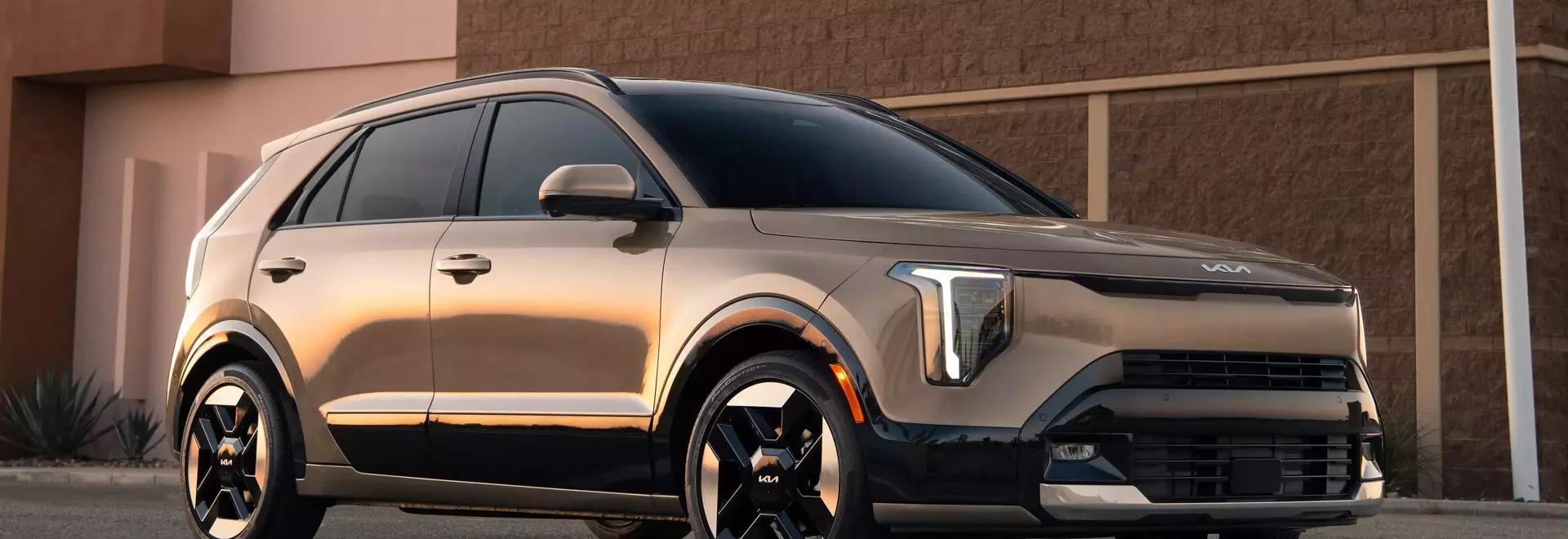 2027 Kia Niro Hybrid Debuts with Revamped Design and Streamlined Powertrain