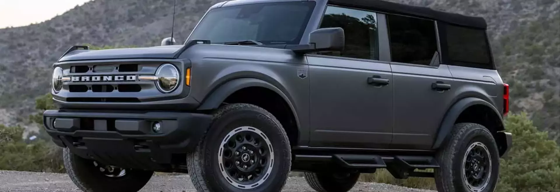 Ford Recalls Nearly 777,000 Trucks and SUVs for Transmission and Fender Issues