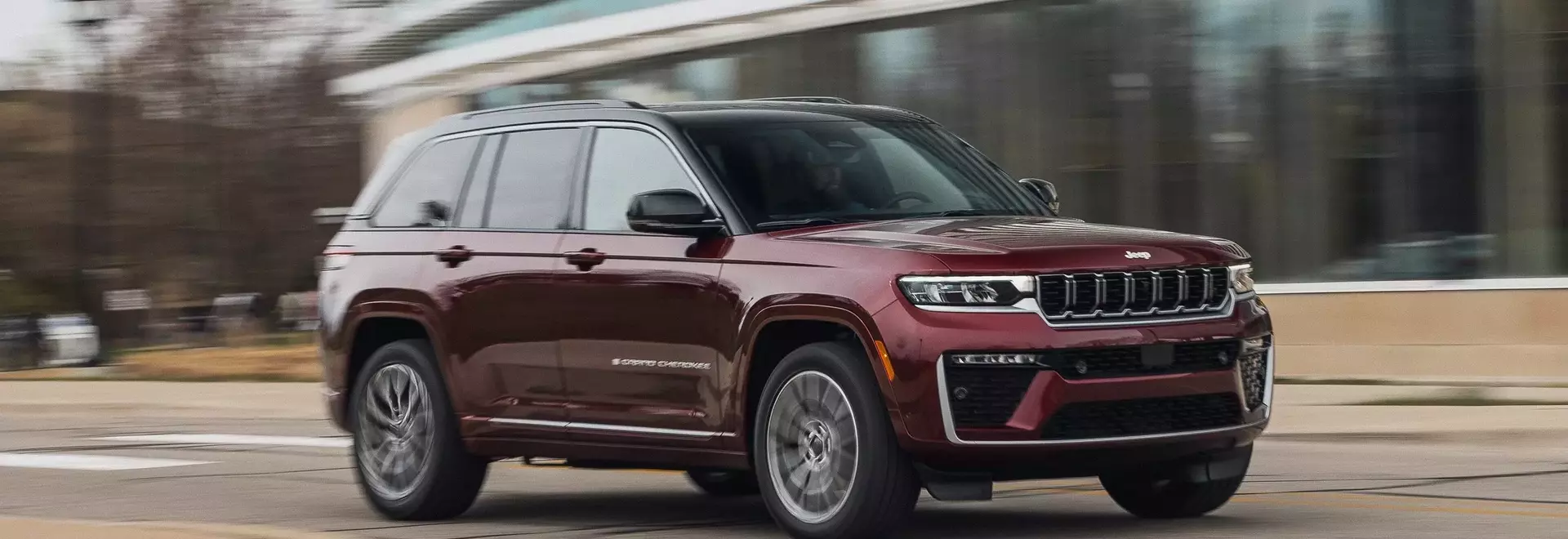 2026 Jeep Grand Cherokee Summit: A Detailed Look at Performance and Features