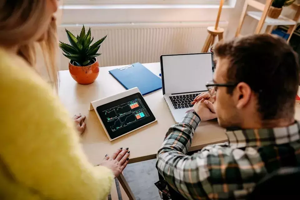 VOO vs. QQQ: A Long-Term Investment Showdown