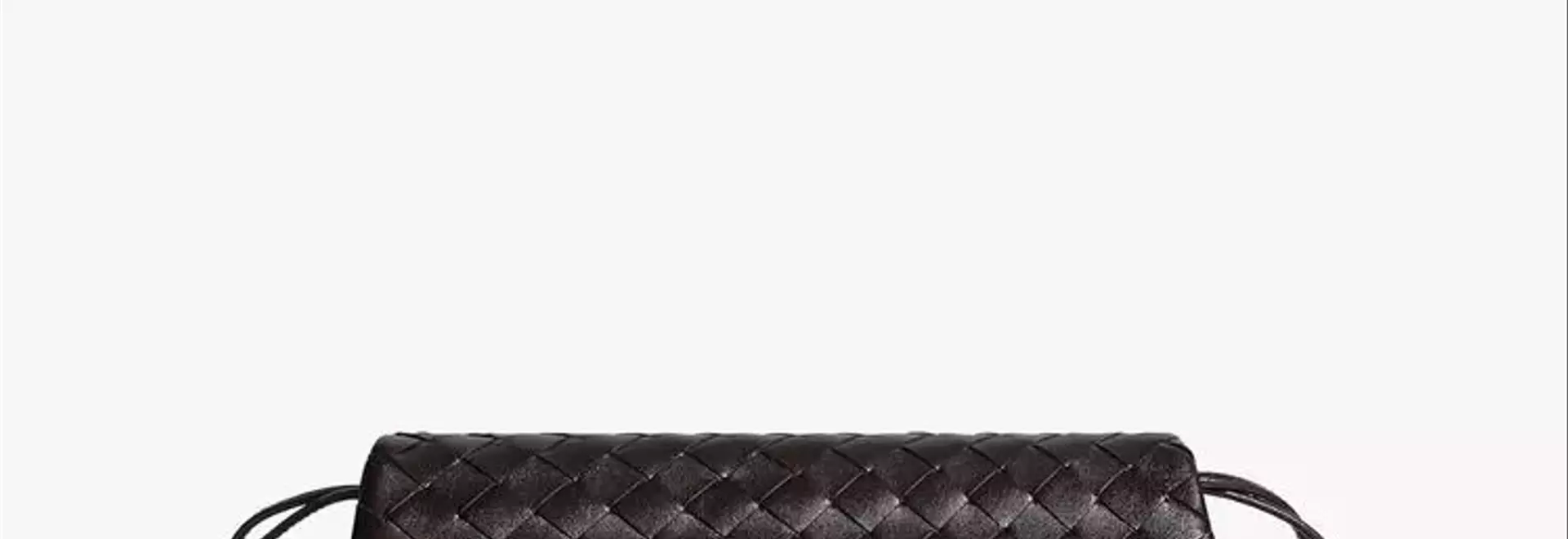A Comprehensive Guide to Bottega Veneta's Iconic Handbags