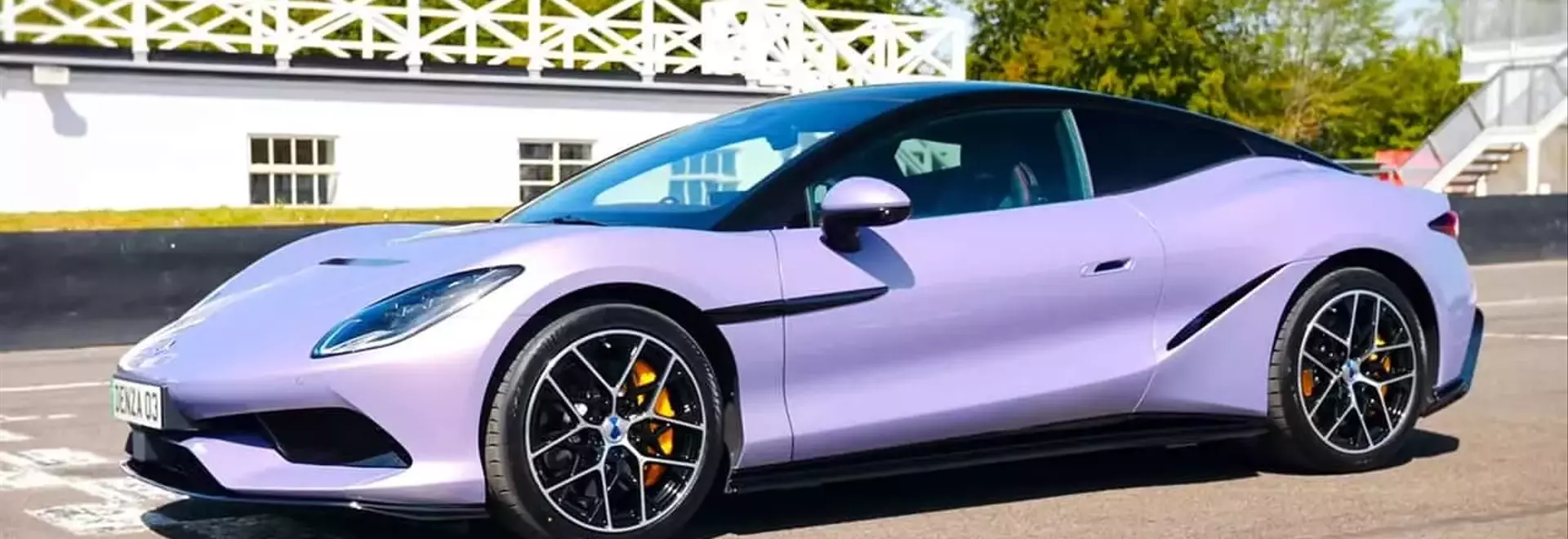 Denza Z Electric Supercar: 1,500 HP, Rapid Charging, and Global Launch