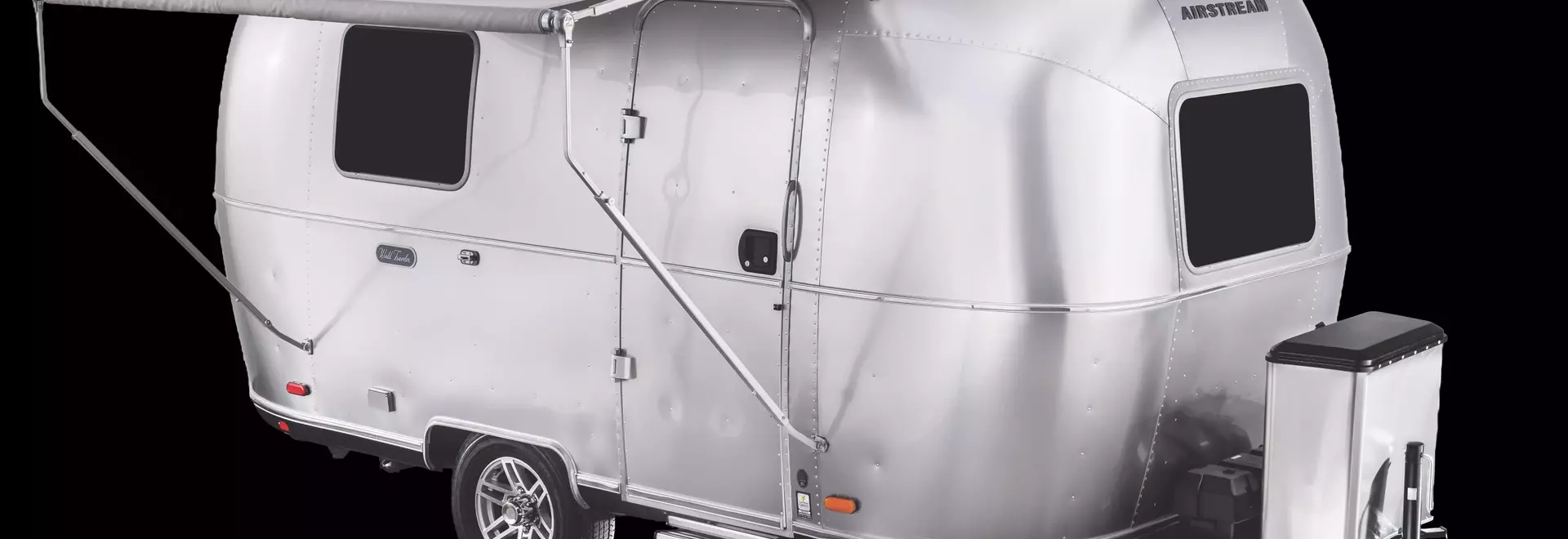 Airstream Introduces New Entry-Level World Traveler 17RB Travel Trailer