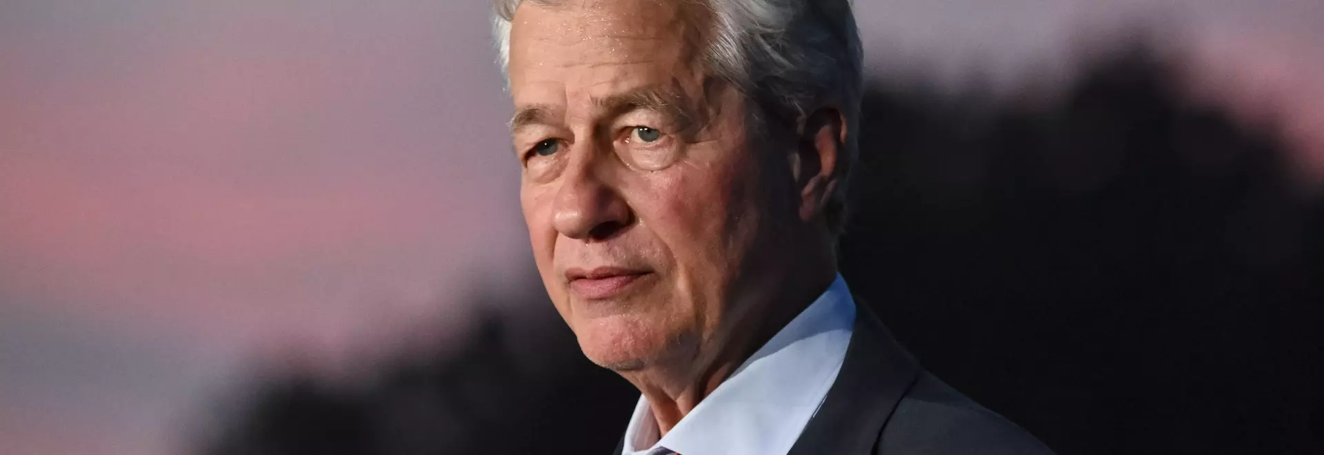 JPMorgan CEO Jamie Dimon's Cautious Outlook Amid Economic Uncertainties