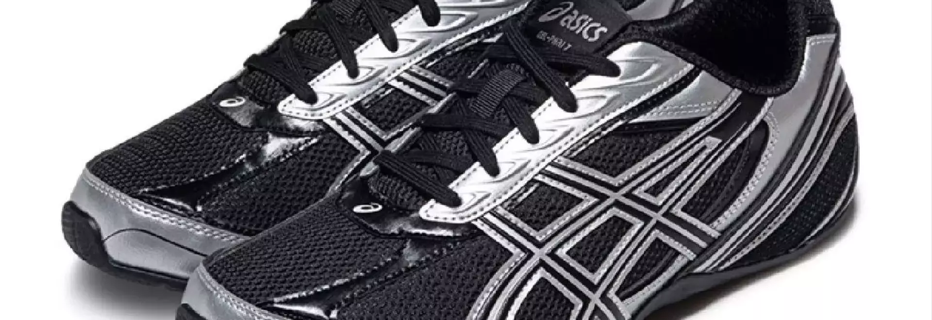 Asics's Bold Entry into the Flat Sneaker Trend with the Gel-Phai Z