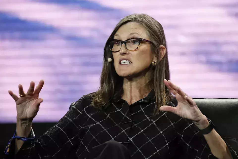 Cathie Wood's Bold Vision: SpaceX as a Historic AI Powerhouse Amidst Market Dip