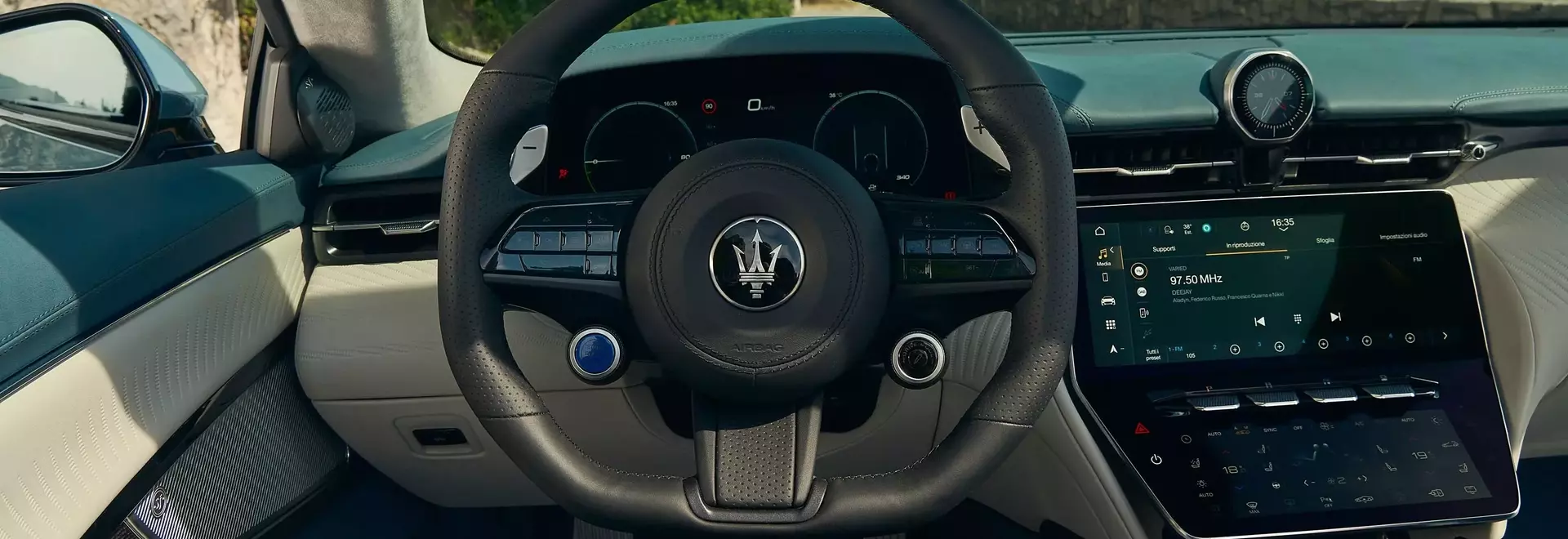 2027 Maserati GranCabrio Folgore Interior Overview