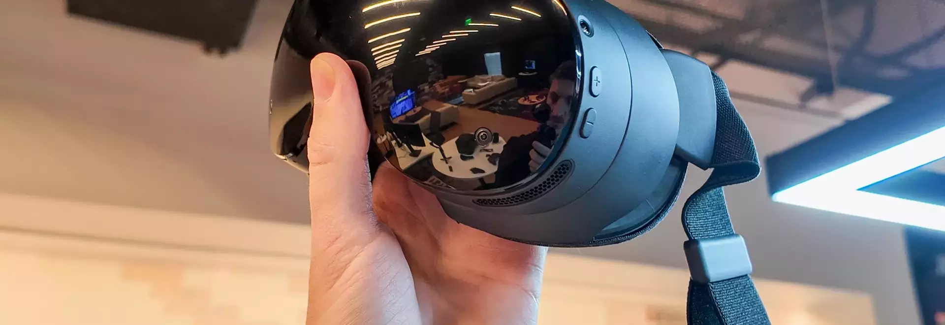 Qualcomm Chip Price Hike Threatens VR and Windows on Arm Device Costs