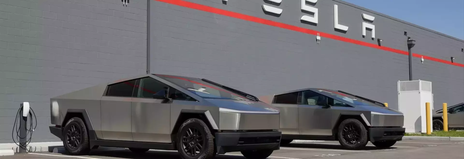 Tesla's Q2 Performance: Delivery Surge Amidst Margin Pressures and AI Investments