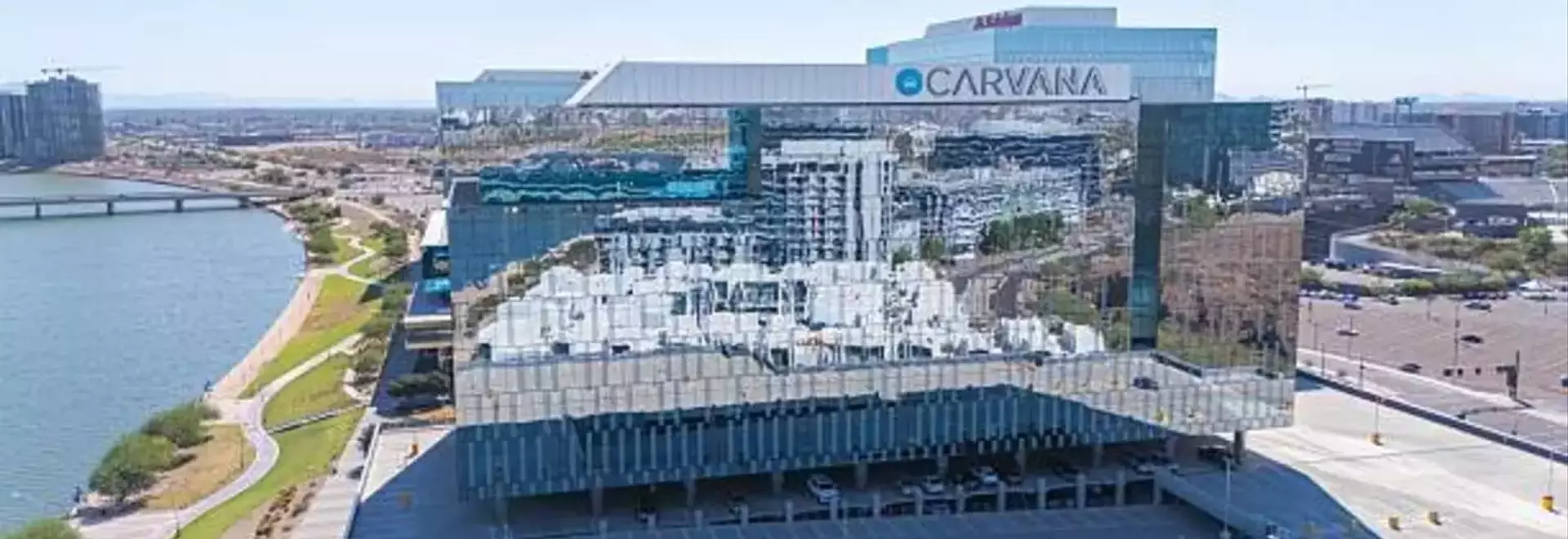 Carvana's Path: Growth, Digital Dominance, and Valuation Challenges