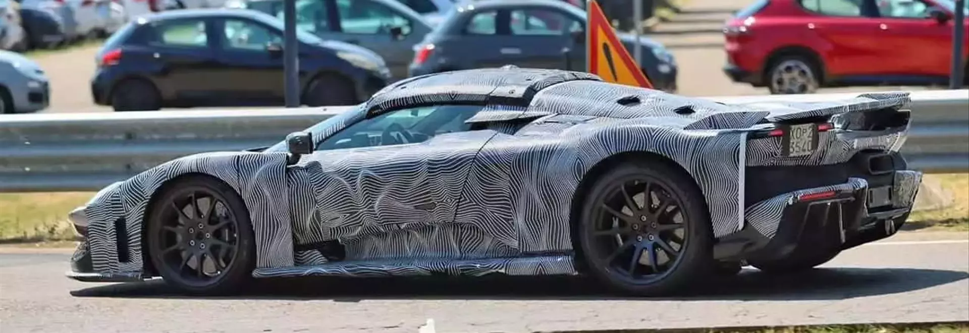 Ferrari F80 Aperta Spotted During Road Tests, Featuring a Removable Roof