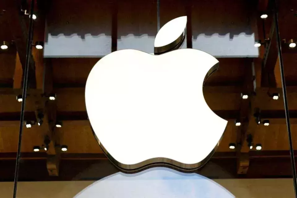 Apple Challenges UK's App Store Payment Rules, Citing Price Regulation Concerns