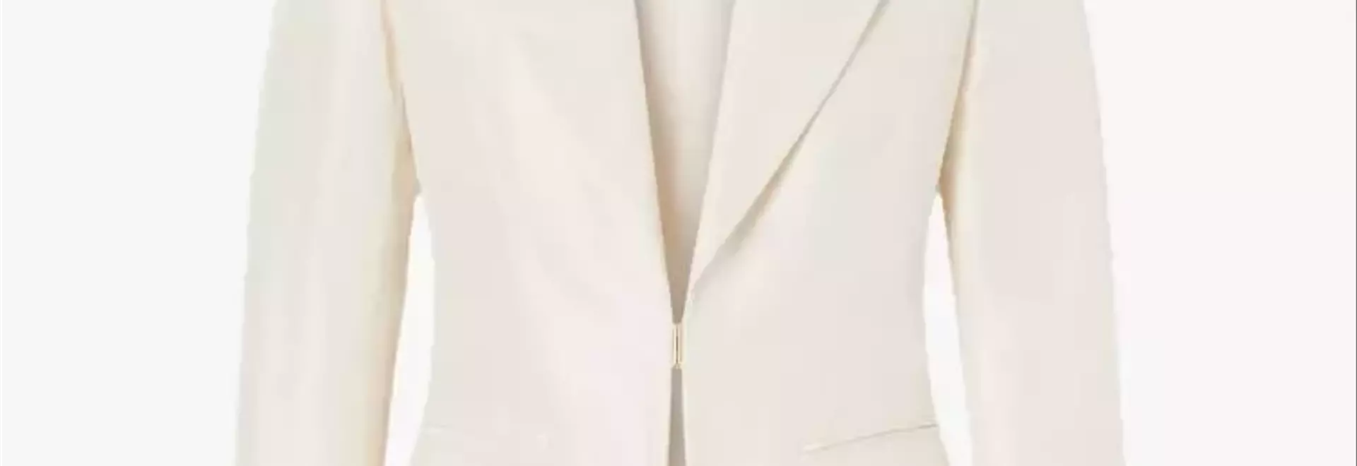Bridal Suits: A Modern Alternative to Traditional Wedding Gowns