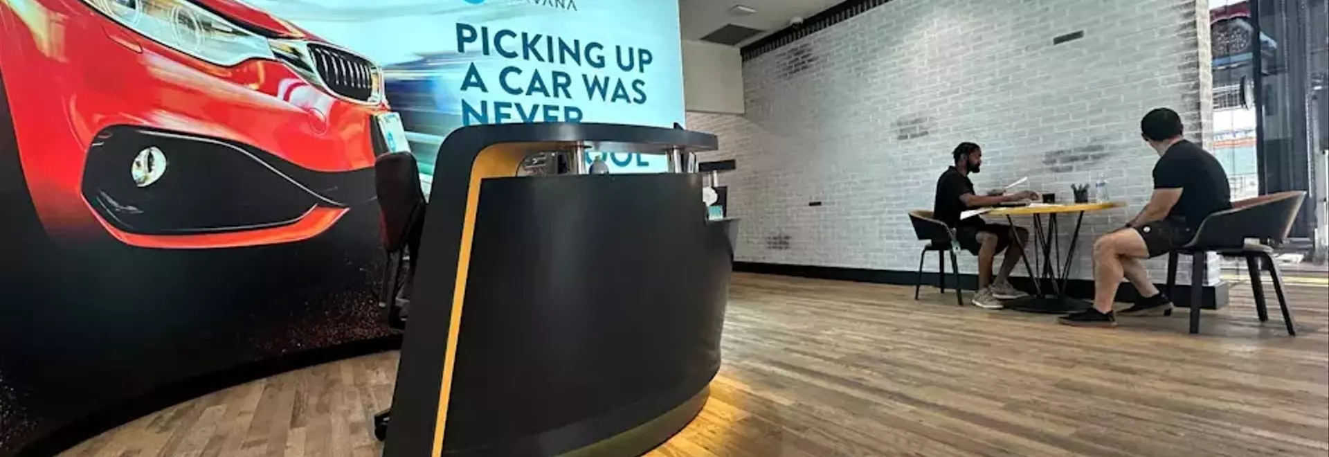 Carvana's Stock Dips Despite Record Quarter Amidst Disappointing Future Projections