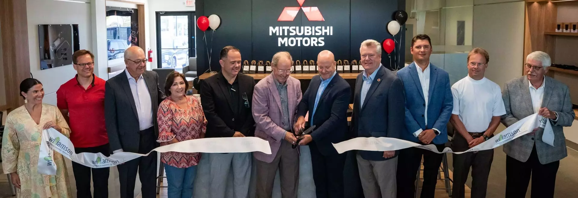 Mitsubishi Redefines US Car Sales with Innovative 'Gallery' Concept