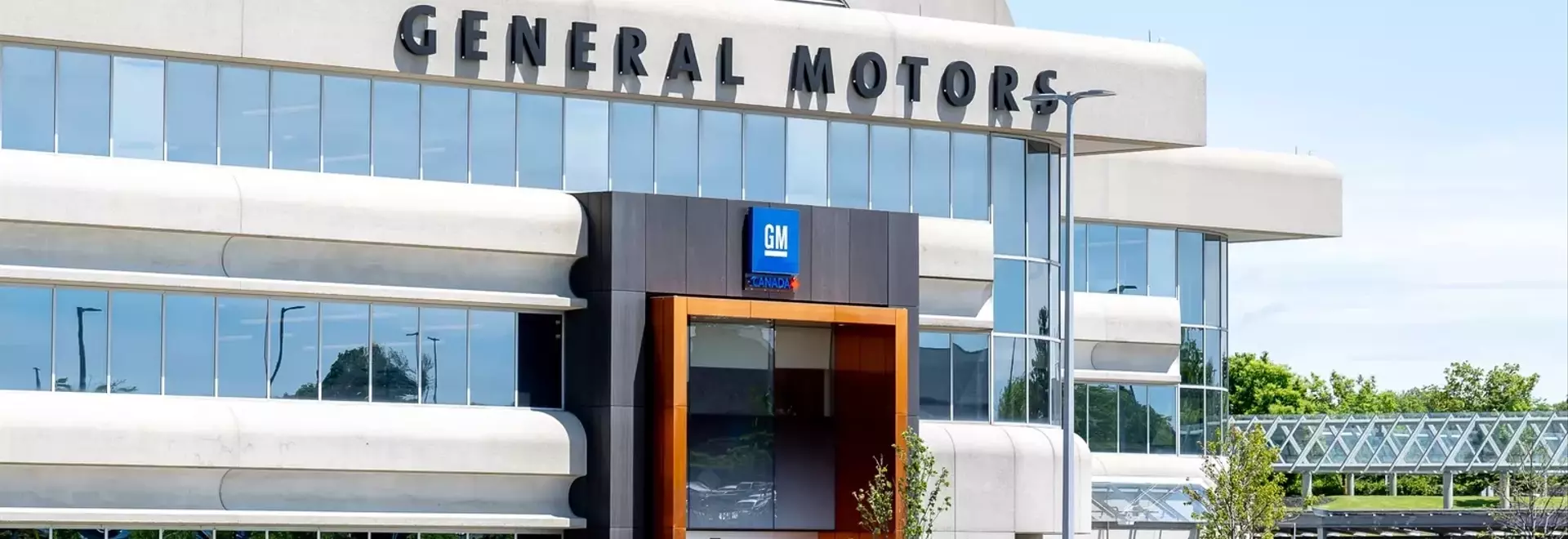 General Motors Exceeds Q2 Expectations and Raises Full-Year Outlook