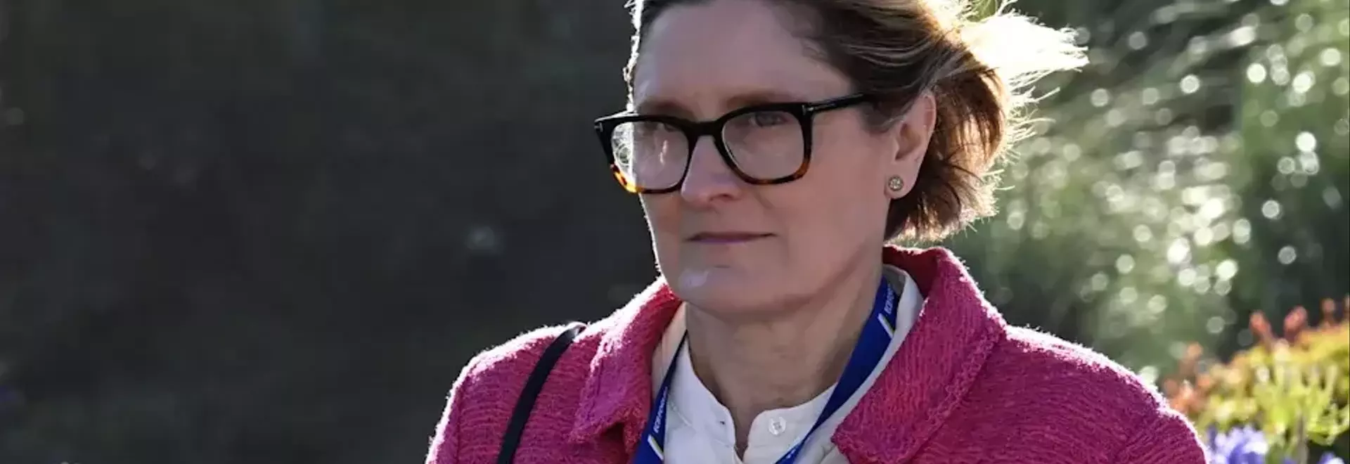Philadelphia Fed President Weighs Future Rate Adjustments Amid Inflation Concerns
