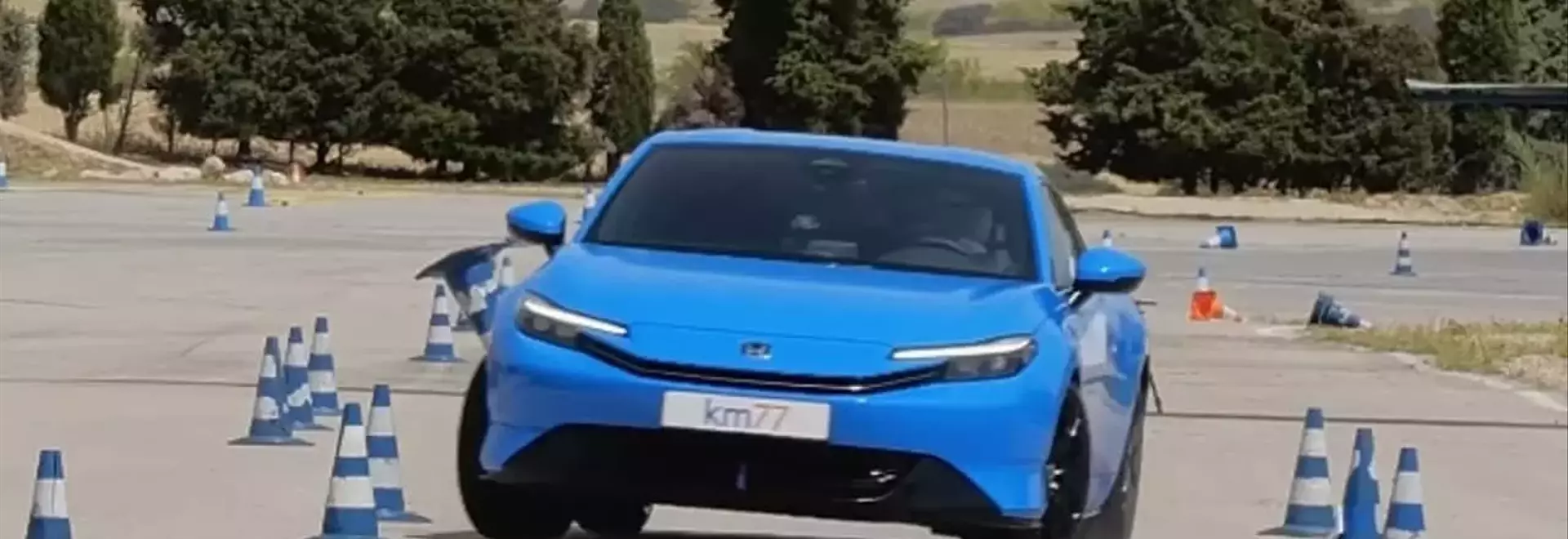 Honda Prelude Excels in Emergency Maneuver Test