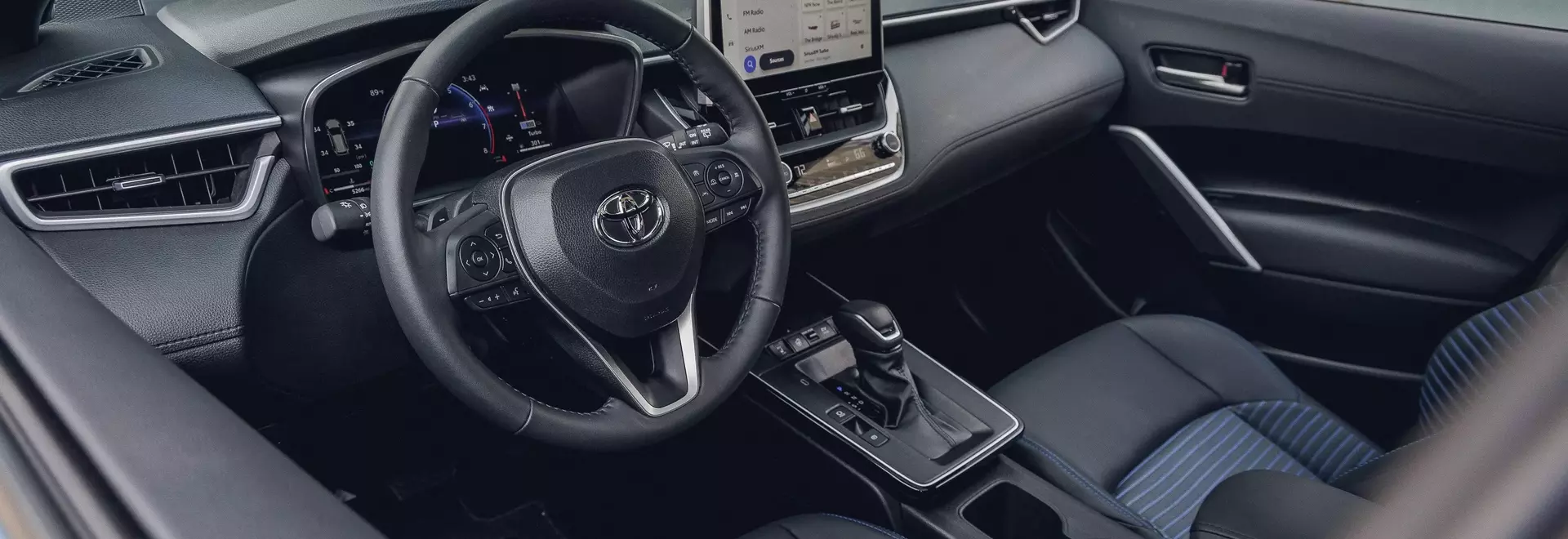 2026 Toyota Corolla Cross Hybrid: Interior Insights