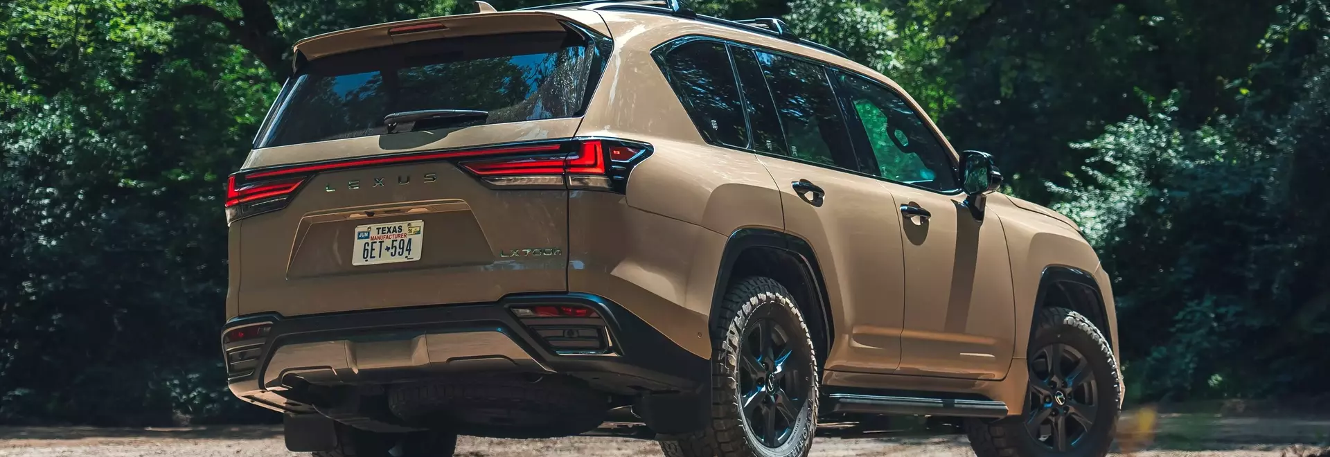 2026 Lexus LX700h Overtrail: An In-Depth Look at the Off-Road Hybrid SUV