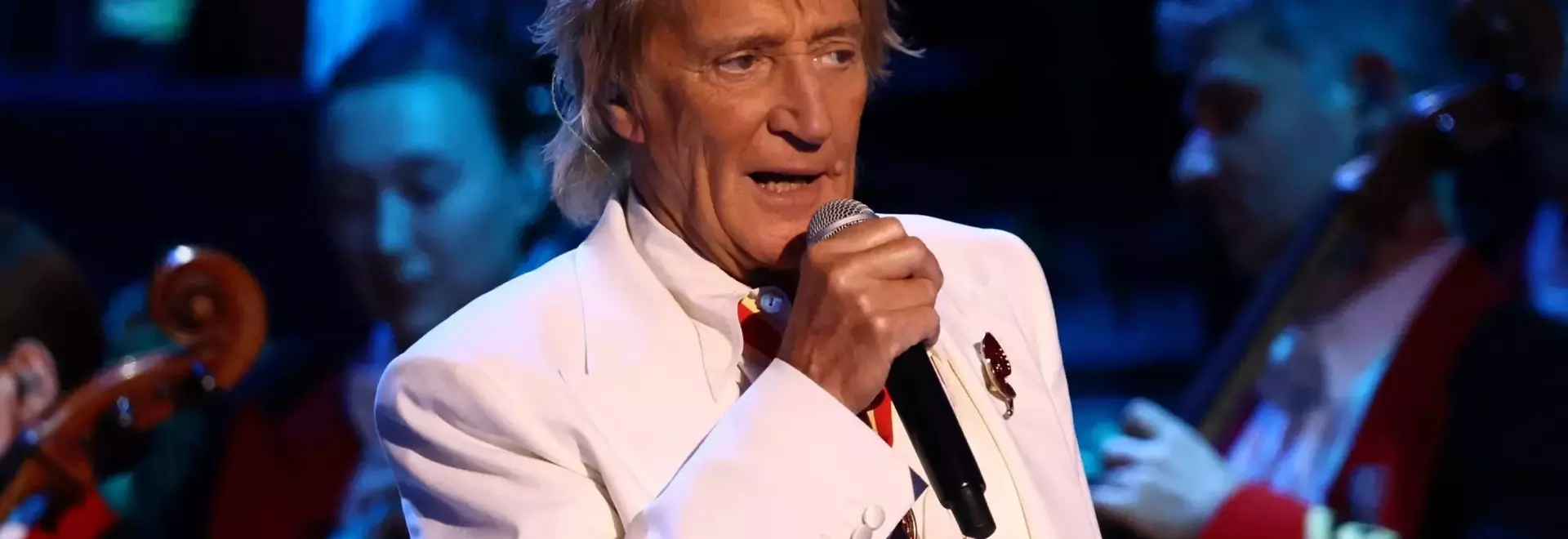 Rod Stewart Postpones Farewell Tour Dates Following Heart Procedure