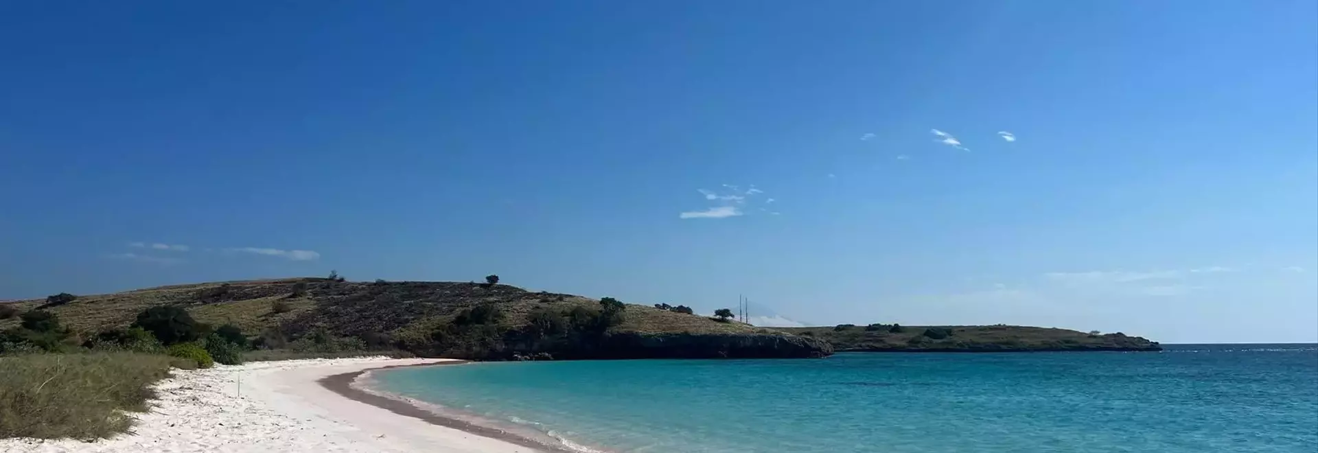 Sailing Through Komodo: A Luxurious Escape on a Traditional Phinisi