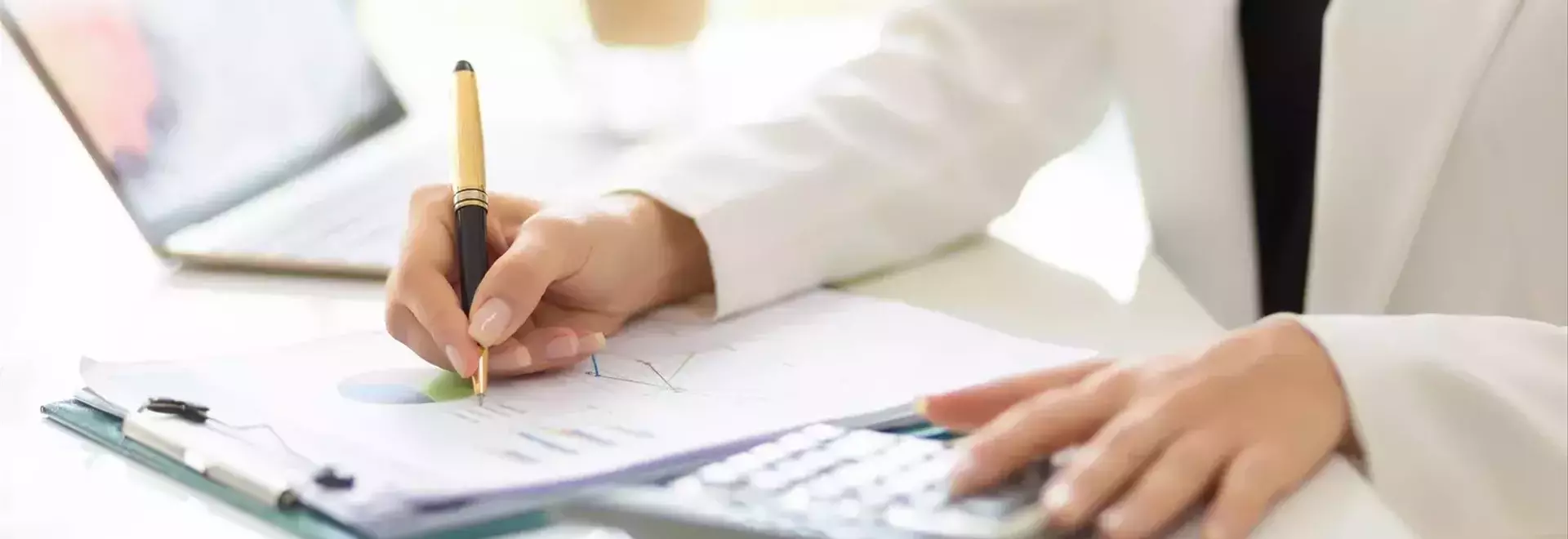 Understanding Currency Swaps and Their Role in Financial Risk Management