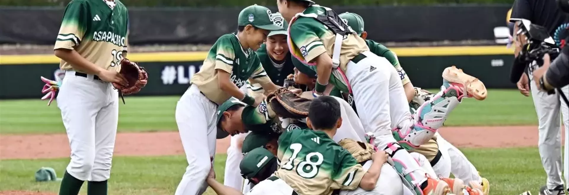 ESPN to Introduce 'Alumni Cast' for MLB Little League Classic Broadcast