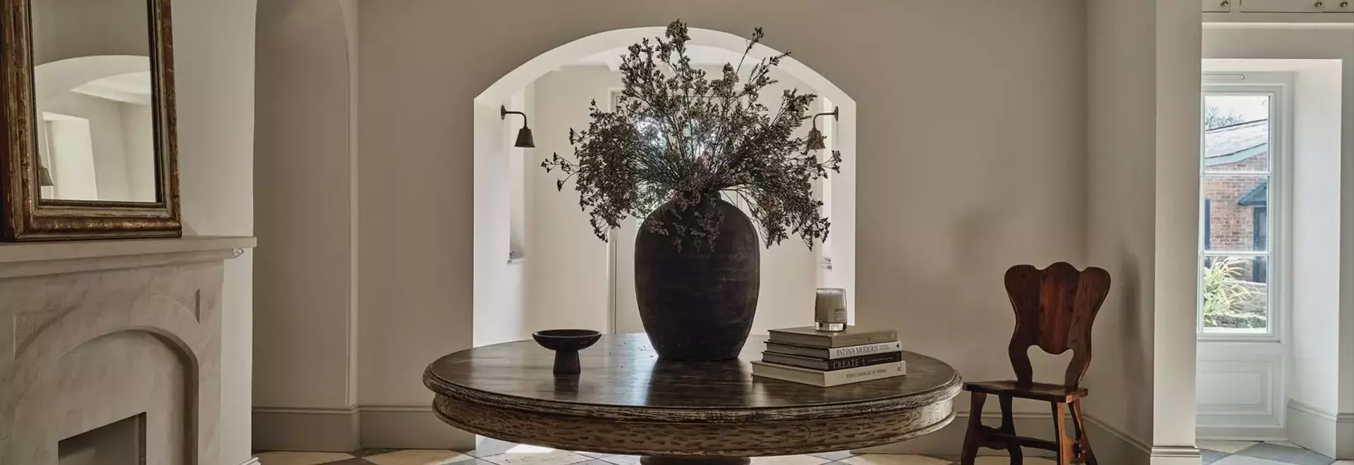 The Resurgence of 'Dumb Homes': A Tech-Free Approach to Interior Design