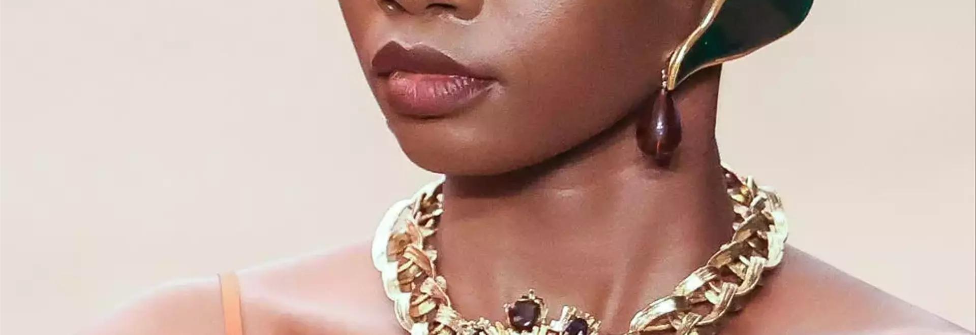 The Dominance of Oversized Earrings: A Fashion Resurgence