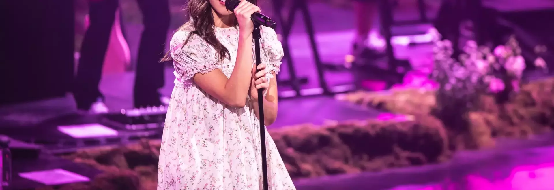 Olivia Rodrigo's Daisy Chain Fields Festival: A Beacon of Unity and Female Empowerment