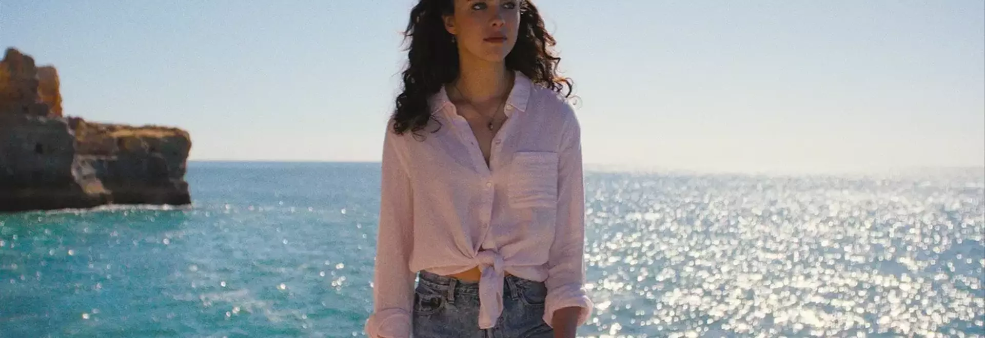 Unpersuasive Romantic Travelogue: A Review of 'Love of Your Life'