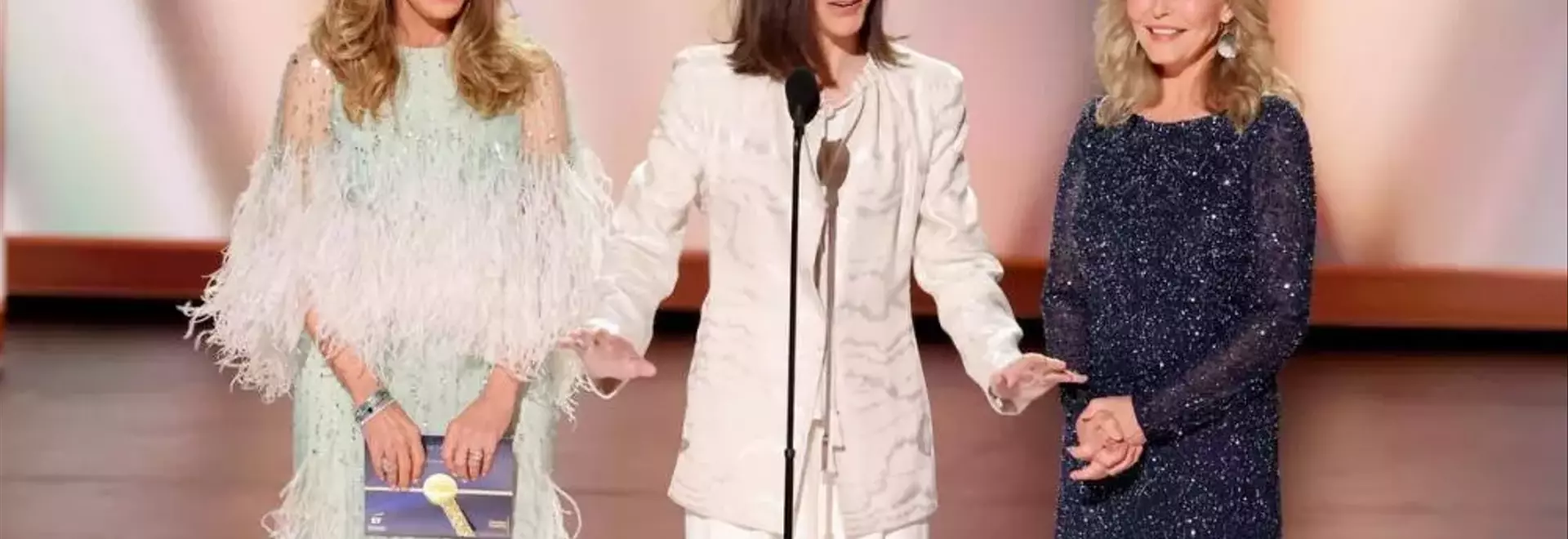 Original 'Charlie's Angels' Actresses Reunite at Emmys, Pay Tribute to Farrah Fawcett