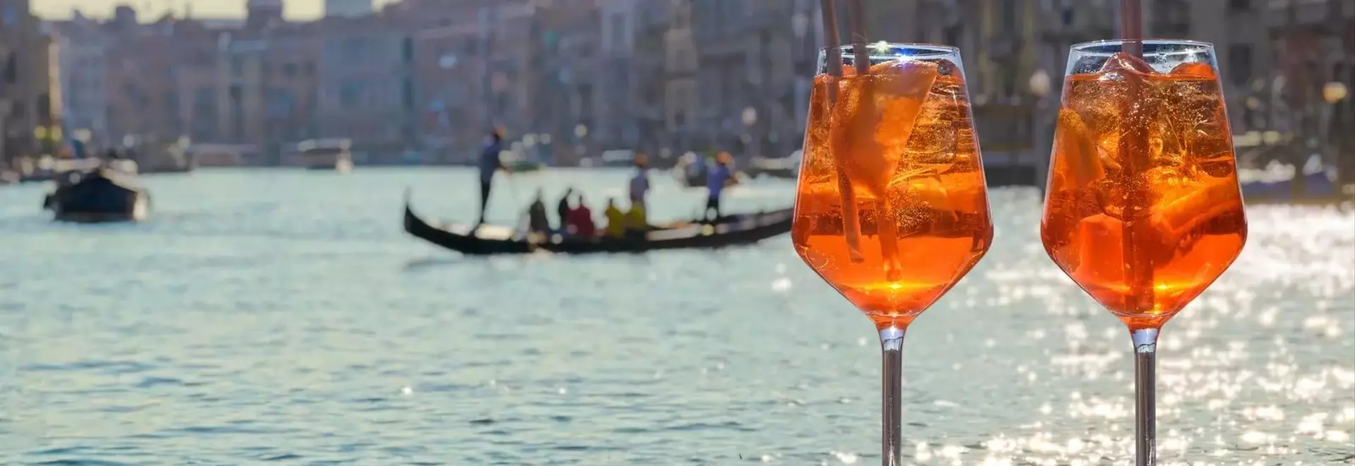 The Art of Italian Aperitivo: A Guide to Classic Cocktails