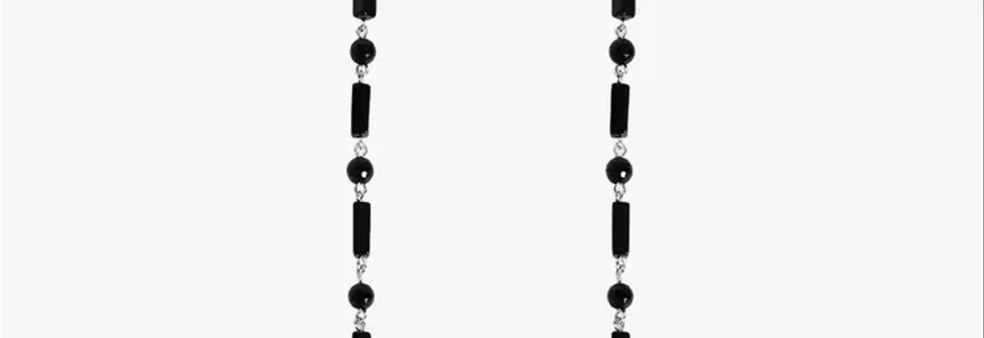 Art Deco's Jewelry Revival: A New Generation's Interpretation of 1920s Glamour
