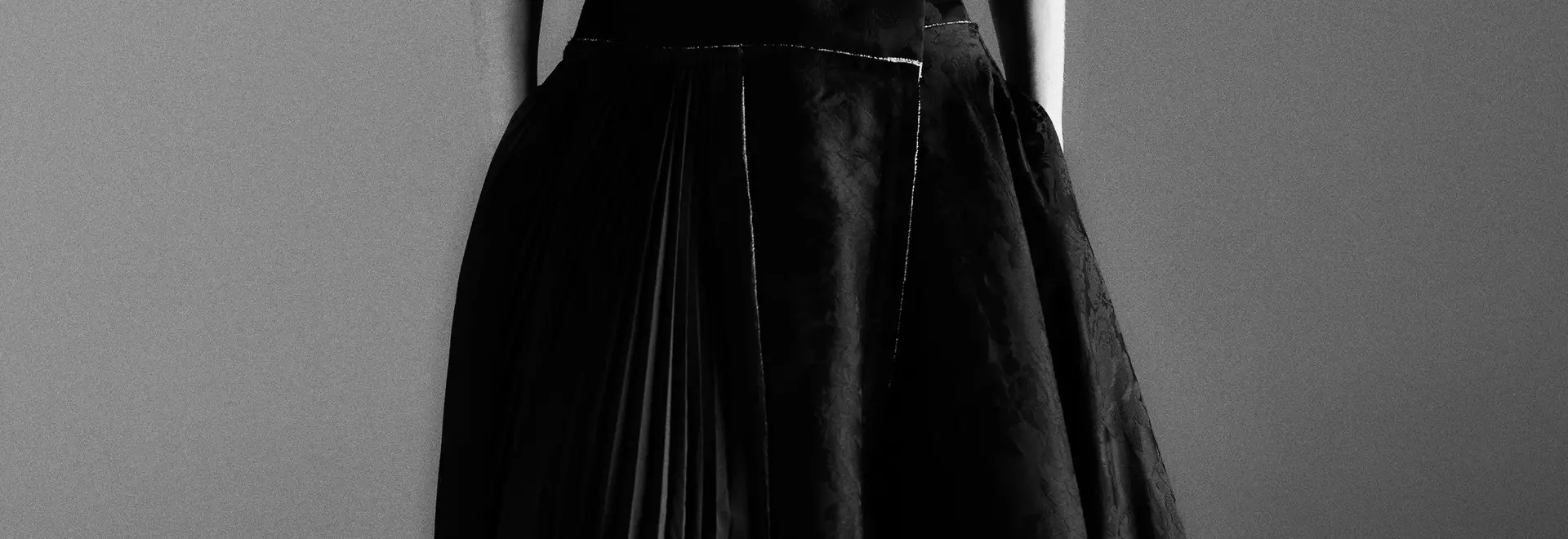 Jason Wu's "Salon" Collection: A Return to Intimate Fashion for Spring 2027