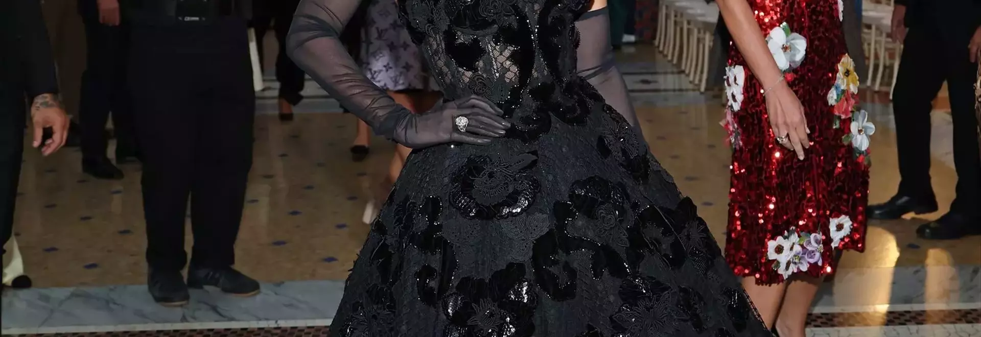 Jennifer Lopez's Captivating "Dolce Vita" Moment at Vogue World: Milano